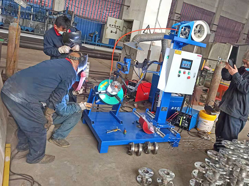 河南新鄉不銹鋼法蘭氬弧自動(dòng)焊