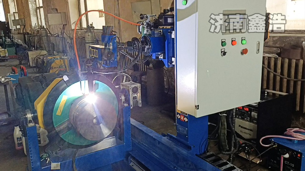 哈爾濱客戶(hù)訂購7軸氬弧自動(dòng)焊，環(huán)縫直縫雙焊接，成型美觀(guān)