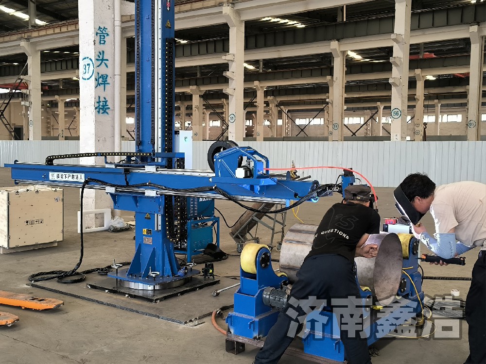 重型焊接操作機，智能數控，運行穩定