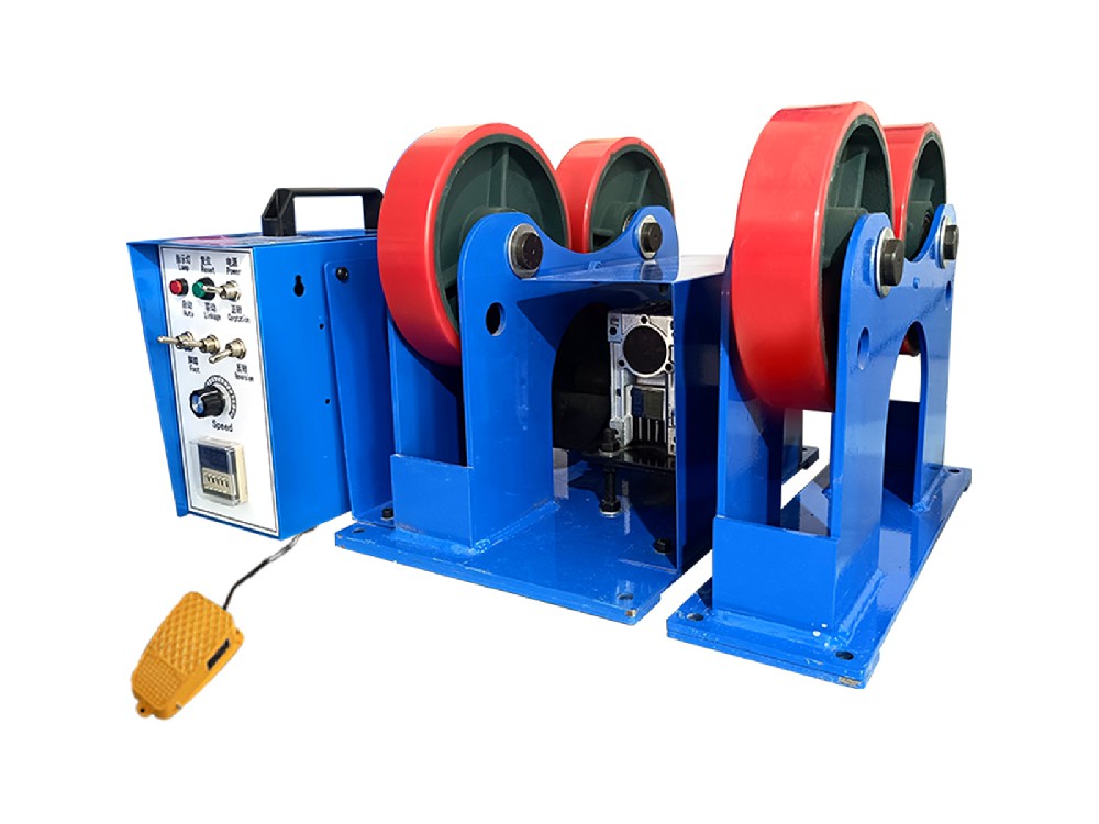 【濟南鑫浩焊接】調整滾輪間距時(shí)需要注意什么？